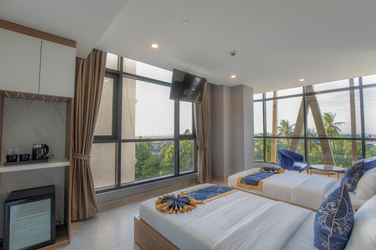 Seascape Palace Hotel Sihanoukville Esterno foto